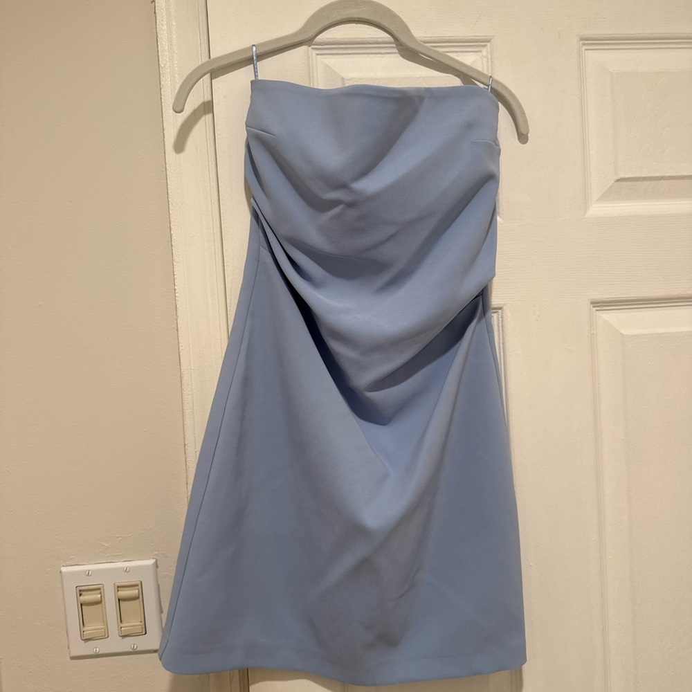 Elegant Blue Strapless Dress